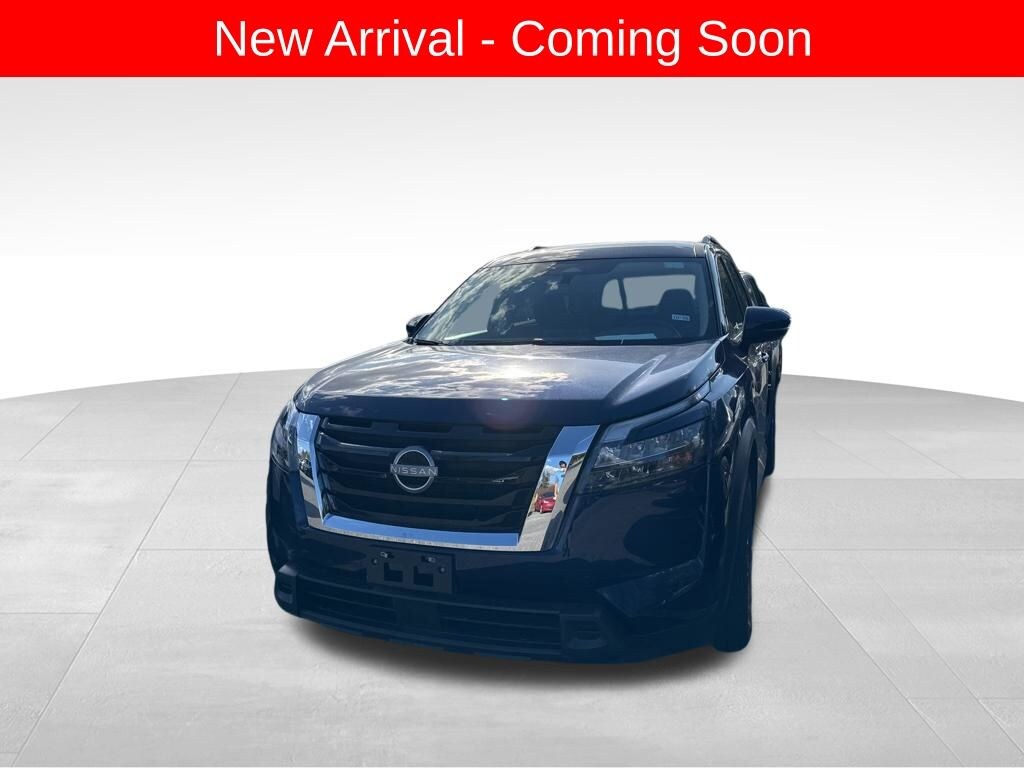 Used 2025 Nissan Pathfinder SV SUV