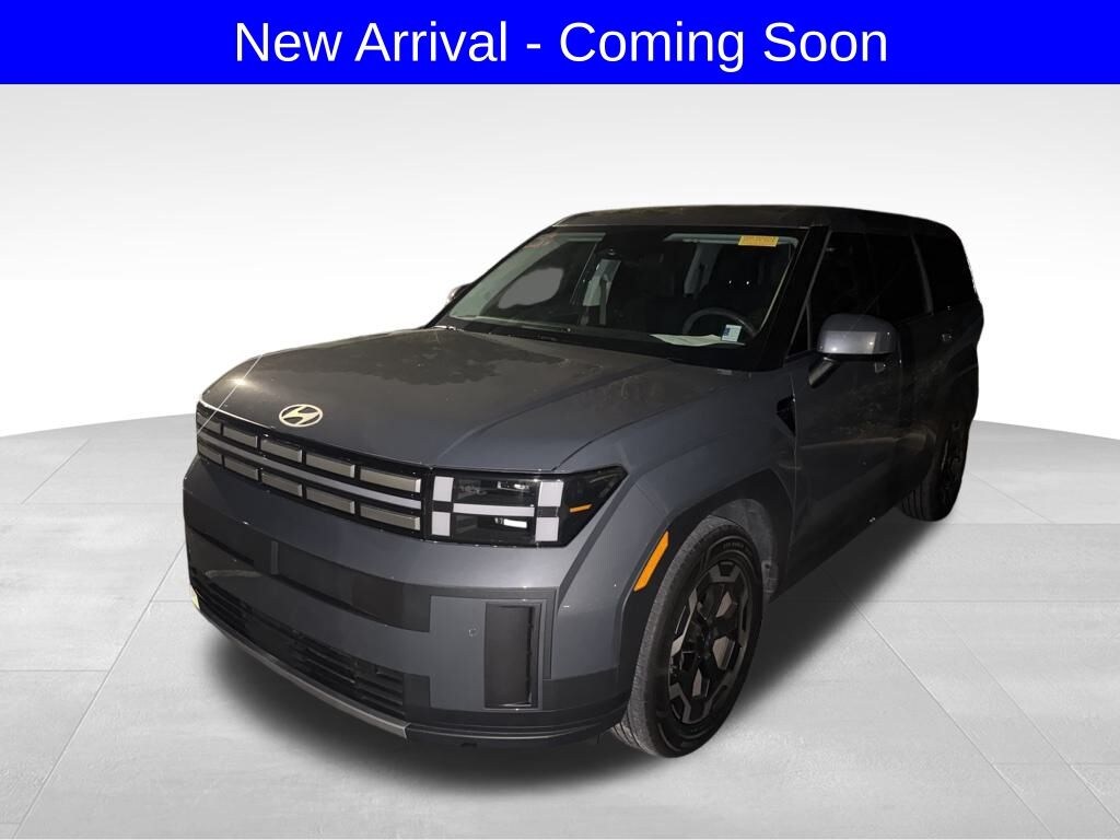 Used 2025 Hyundai Santa Fe SE SUV