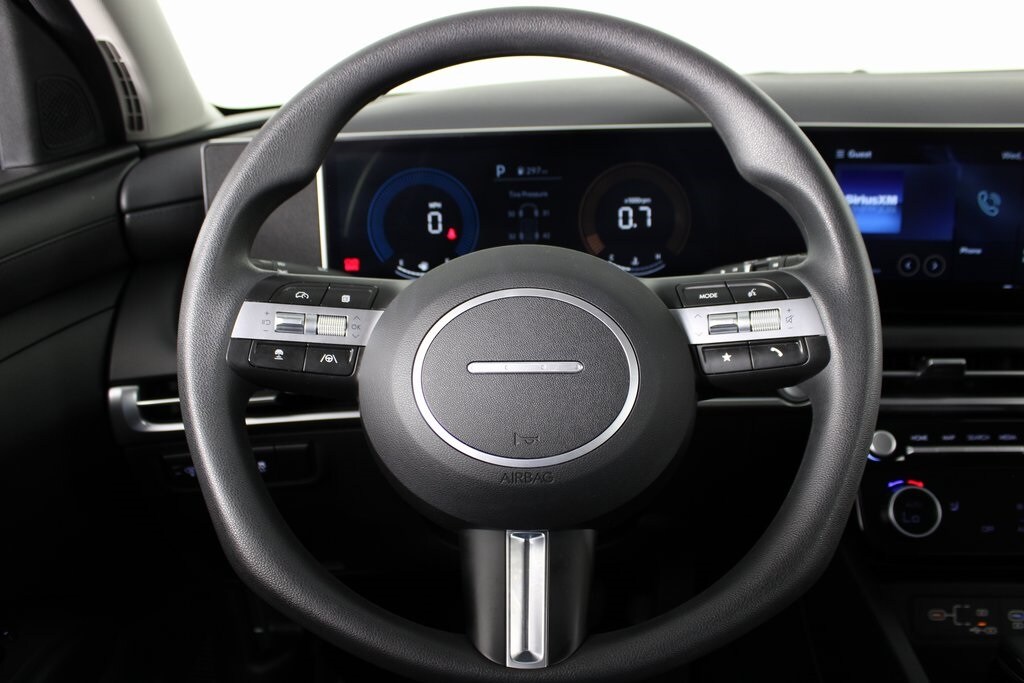 2025 Hyundai Tucson SEL photo 3