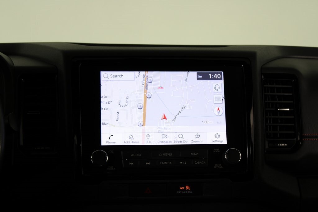 2023 Nissan Frontier PRO-4X photo 4