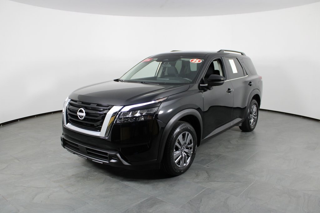 Certified 2025 Nissan Pathfinder SV SUV
