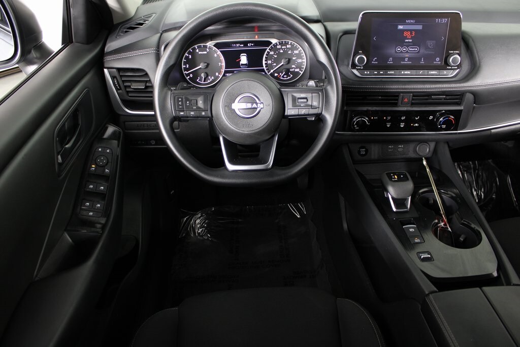 2024 Nissan Rogue S photo 2