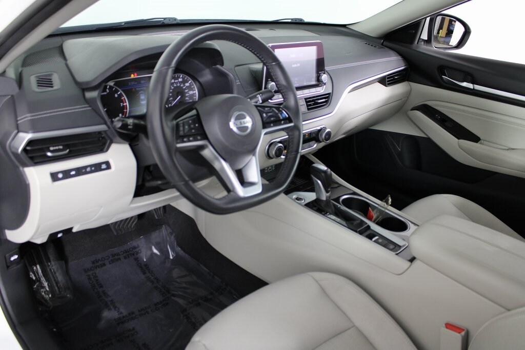 2022 Nissan Altima 2.5 SV photo 3
