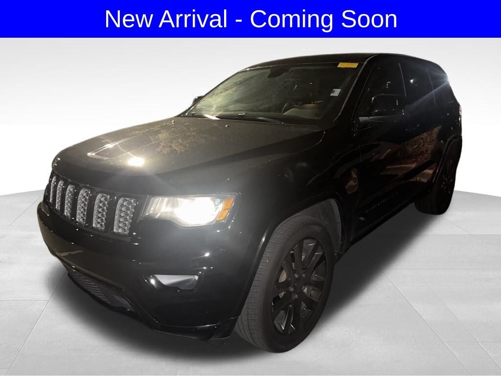 Used 2018 Jeep Grand Cherokee Laredo RWD SUV