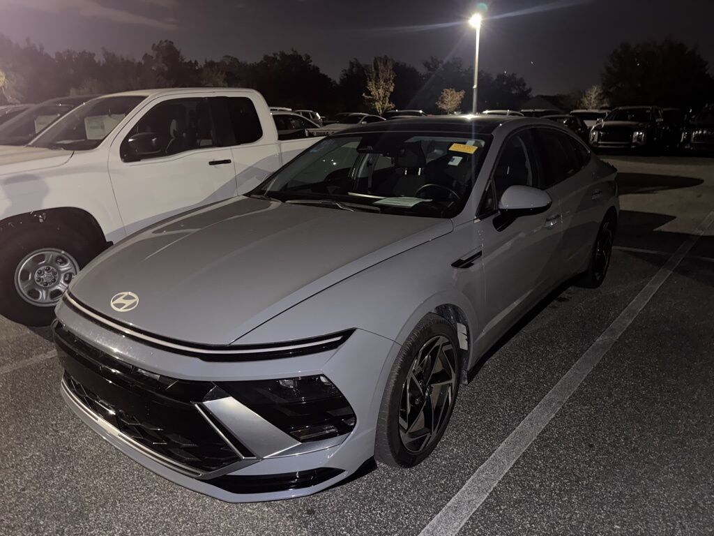 Used 2024 Hyundai Sonata SEL Sedan