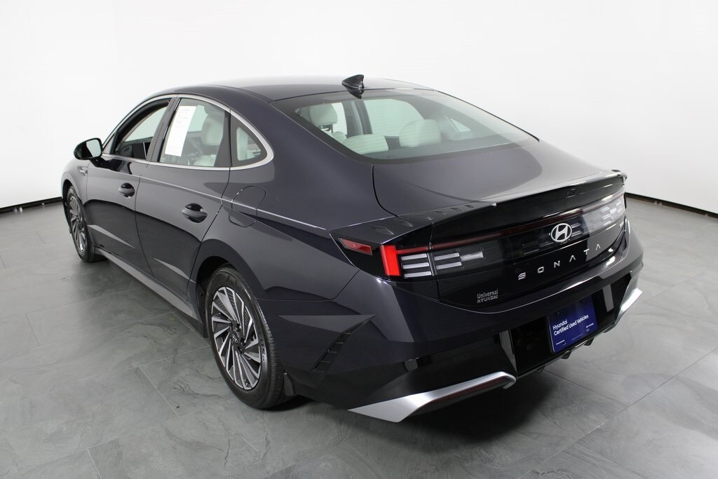 Certified 2025 Hyundai Sonata Hybrid SEL Sedan