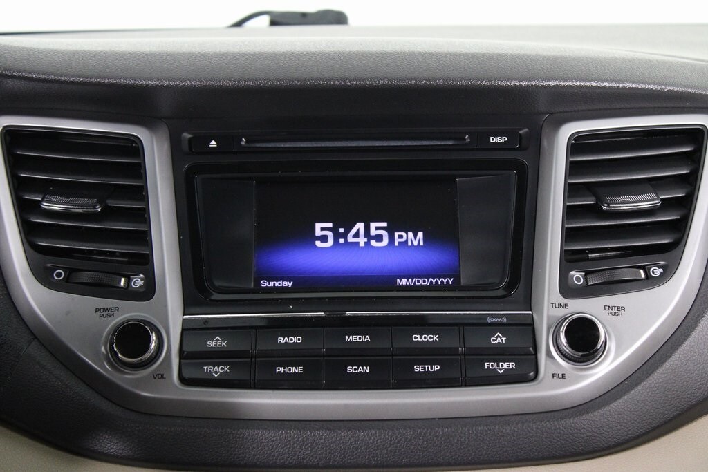 Certified 2016 Hyundai Tucson SE w/Beige Interior SUV