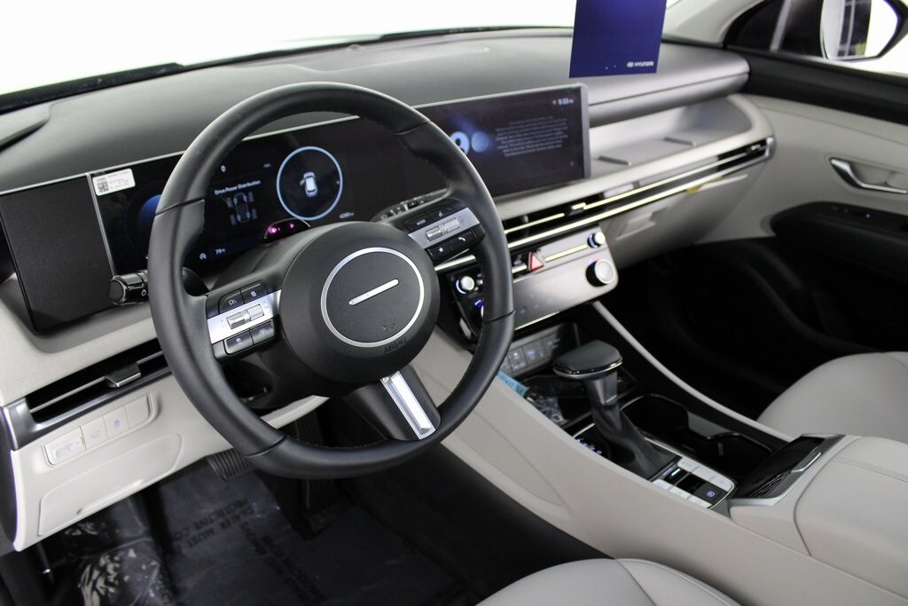 2025 Hyundai Tucson SEL Convenience photo 3