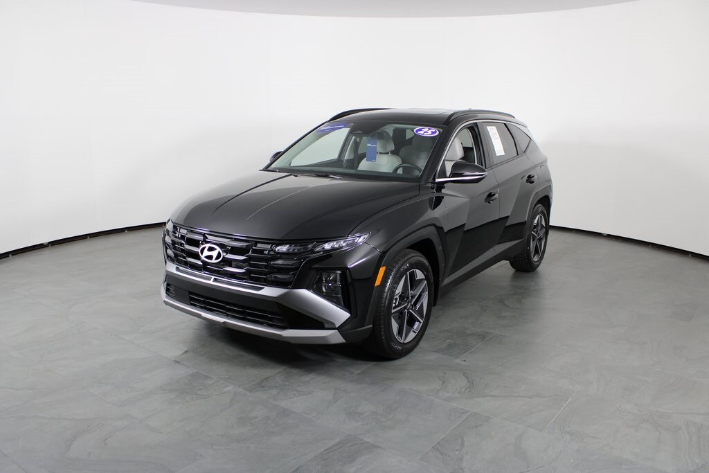 Certified 2025 Hyundai Tucson SEL Convenience SUV