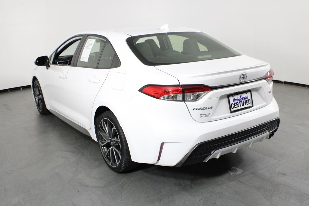 Used 2020 Toyota Corolla SE Sedan
