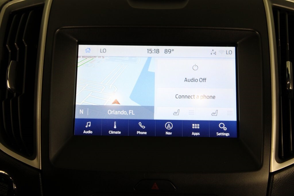 2020 Ford Edge SEL photo 4