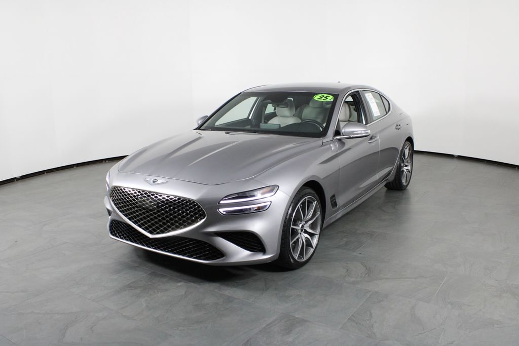 2025 GENESIS G70 Standard's photo