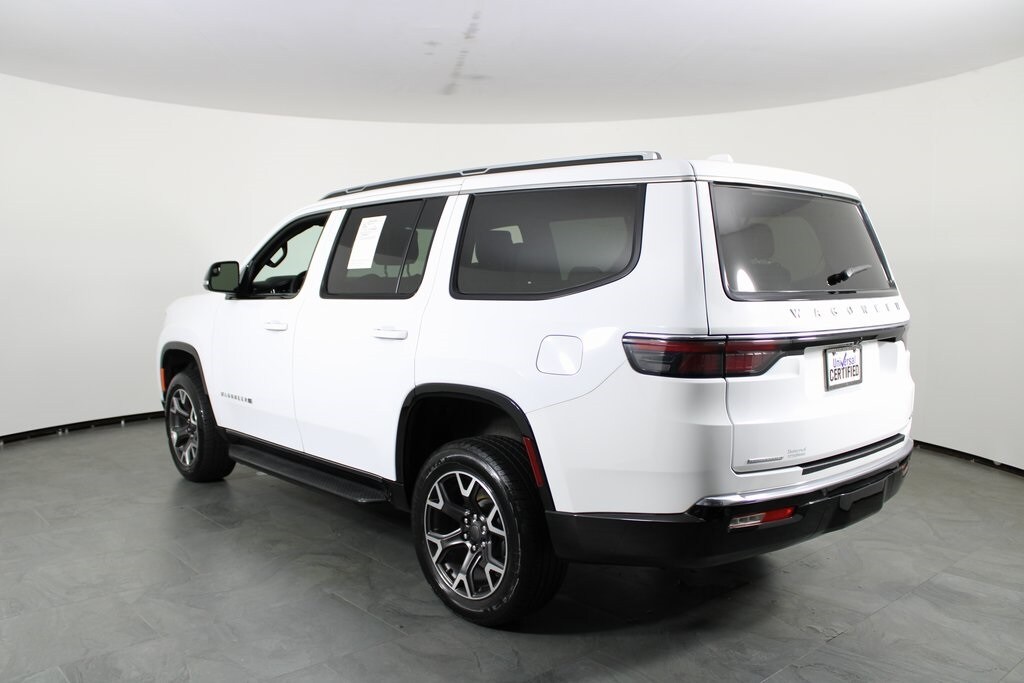 2023 Jeep Wagoneer Series III photo 2