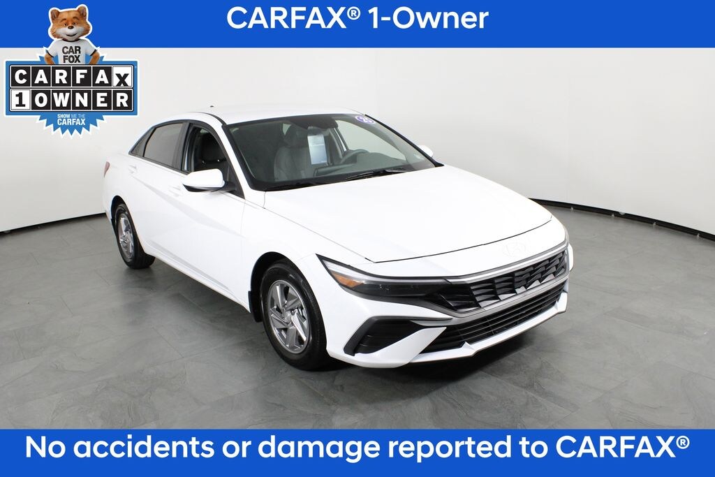 Certified 2025 Hyundai Elantra SE Sedan