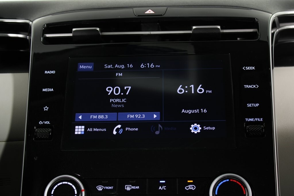 2023 Hyundai Tucson SE photo 4