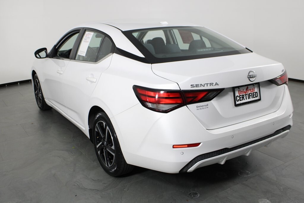 2024 Nissan Sentra SV photo 2