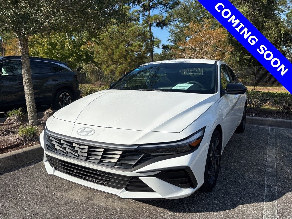 Used 2025 Hyundai Elantra Hybrid SEL Sport Sedan