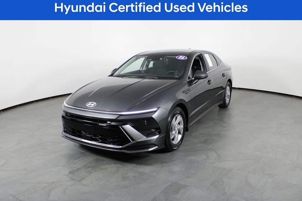 Certified 2025 Hyundai Sonata SE Sedan