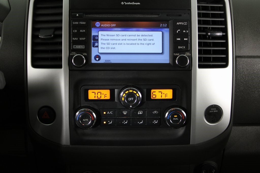 2021 Nissan Frontier PRO-4X photo 4