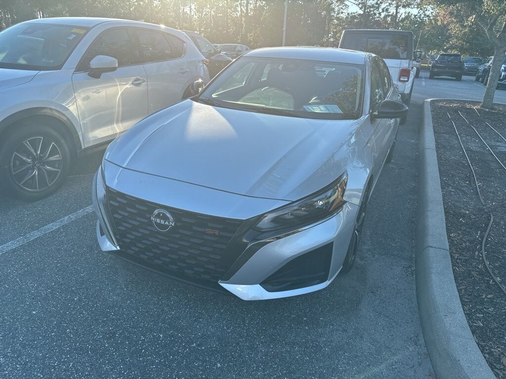 Used 2024 Nissan Altima 2.5 SR Sedan