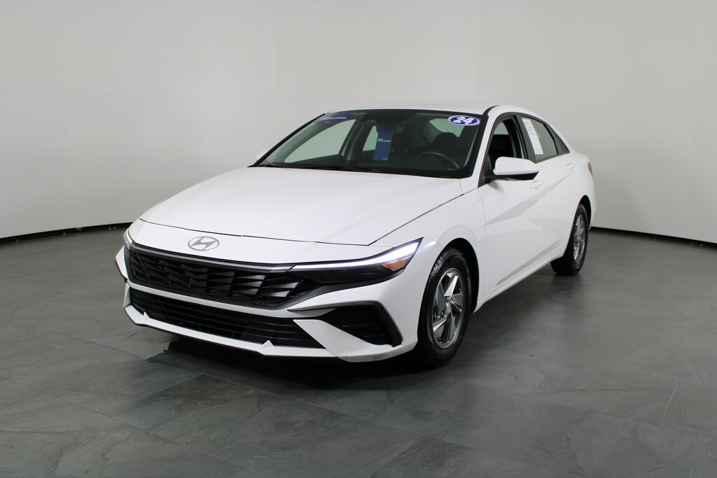 Certified 2024 Hyundai Elantra SE Sedan