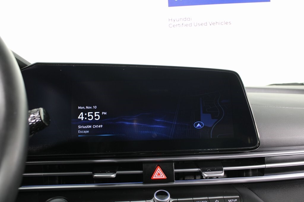 2025 Hyundai Elantra SEL Convenience photo 4