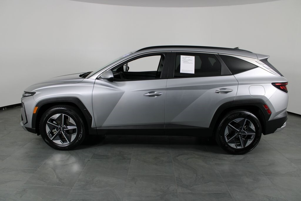 2025 Hyundai Tucson SEL photo 4
