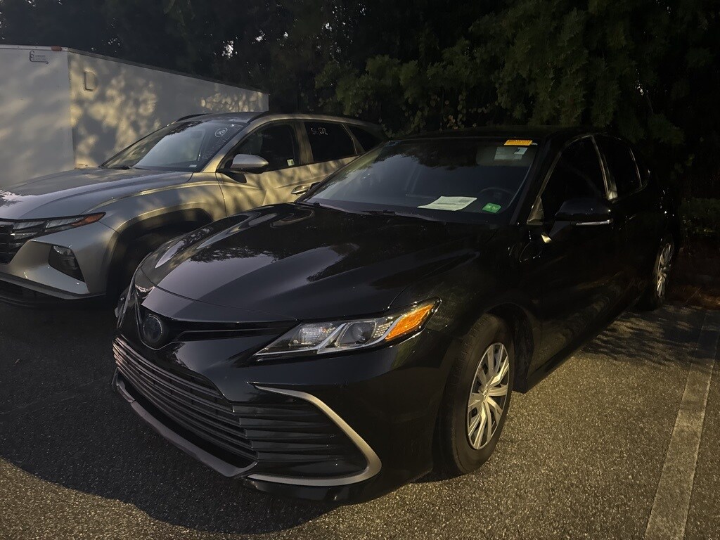 Used 2022 Toyota Camry Hybrid LE Sedan
