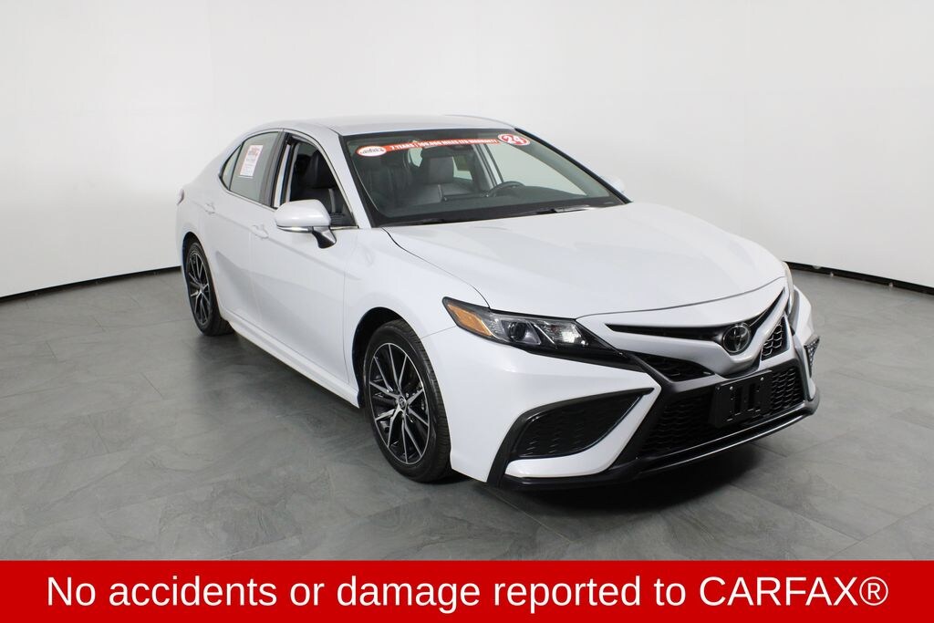 Used 2024 Toyota Camry SE Sedan