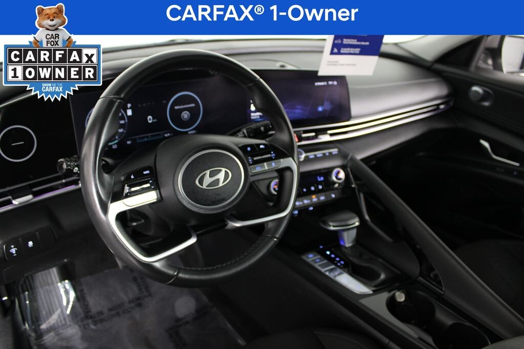 Certified 2025 Hyundai Elantra SEL Convenience Sedan