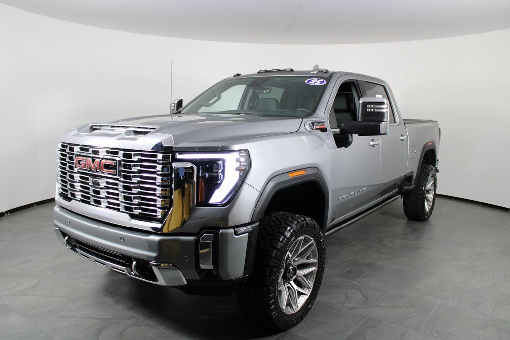 Used 2025 GMC Sierra 2500 HD Denali Truck Crew Cab