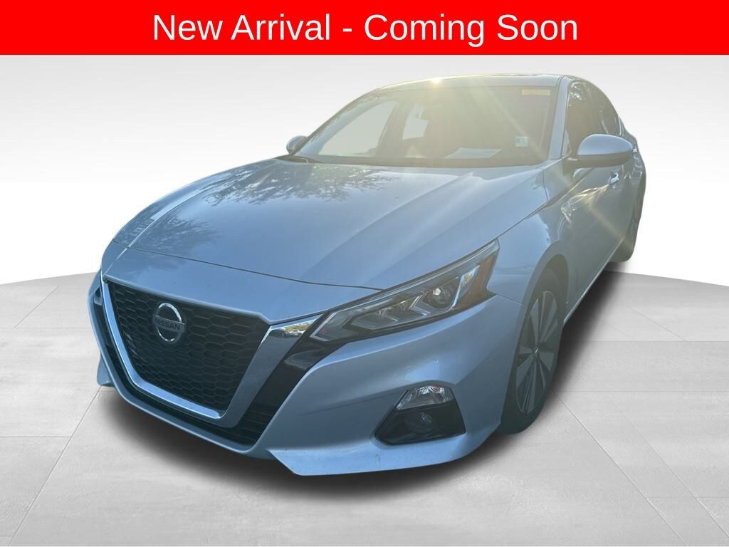 Used 2021 Nissan Altima 2.5 SL Sedan
