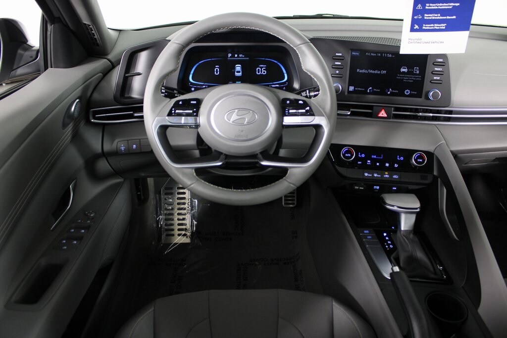 Certified 2025 Hyundai Elantra SEL Sport Sedan