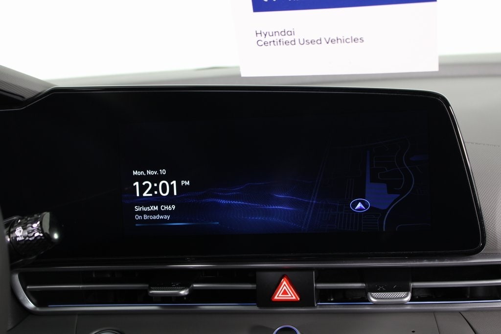 Certified 2025 Hyundai Elantra SEL Convenience Sedan