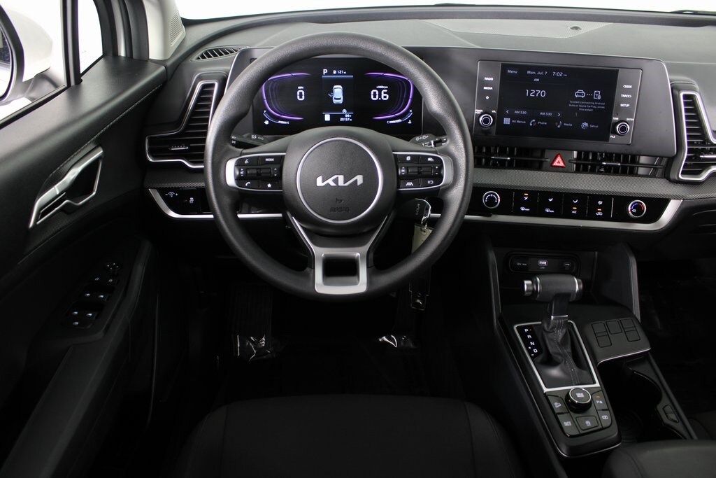2024 Kia Sportage LX photo 3
