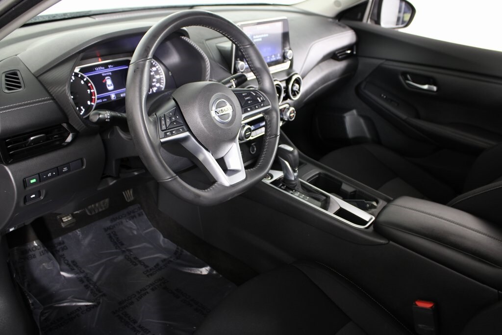 2021 Nissan Sentra SV photo 3