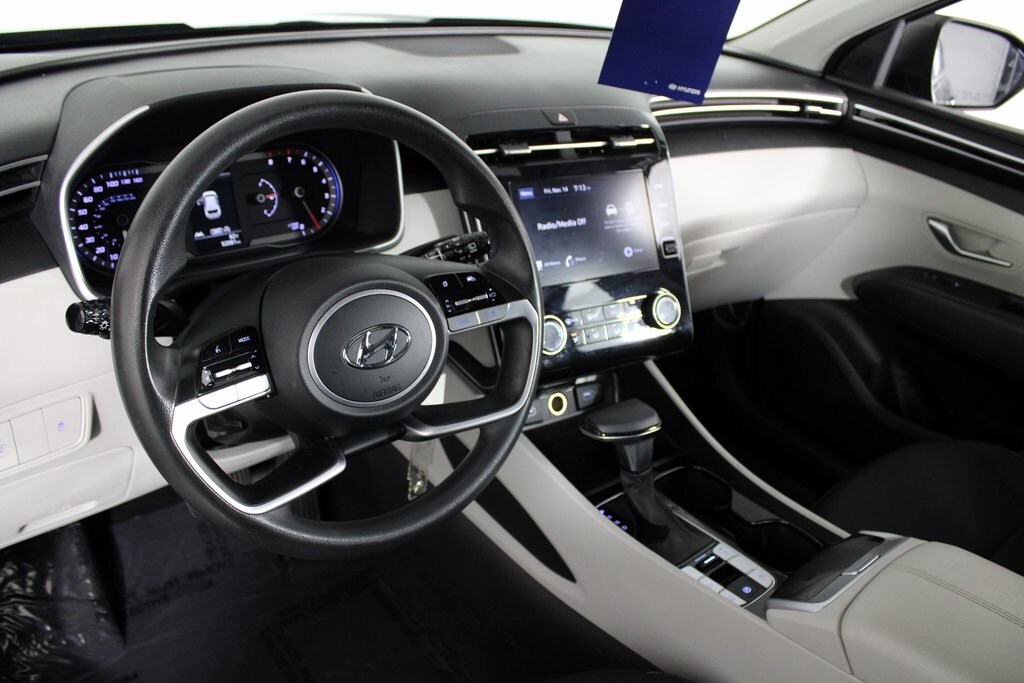 2024 Hyundai Tucson SE photo 3