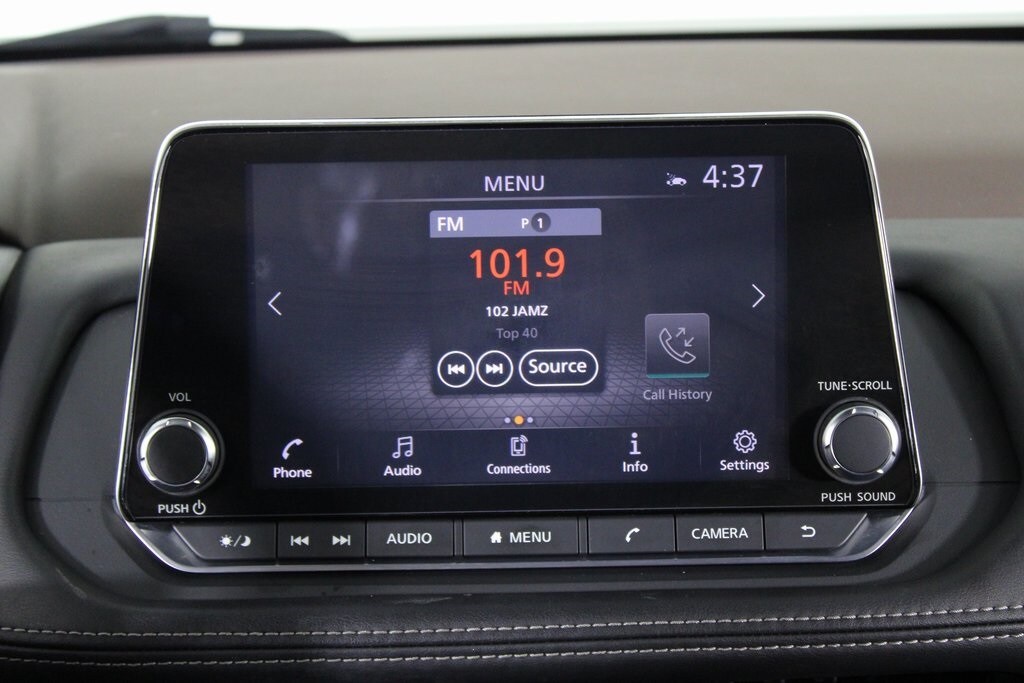 2021 Nissan Rogue SV photo 4