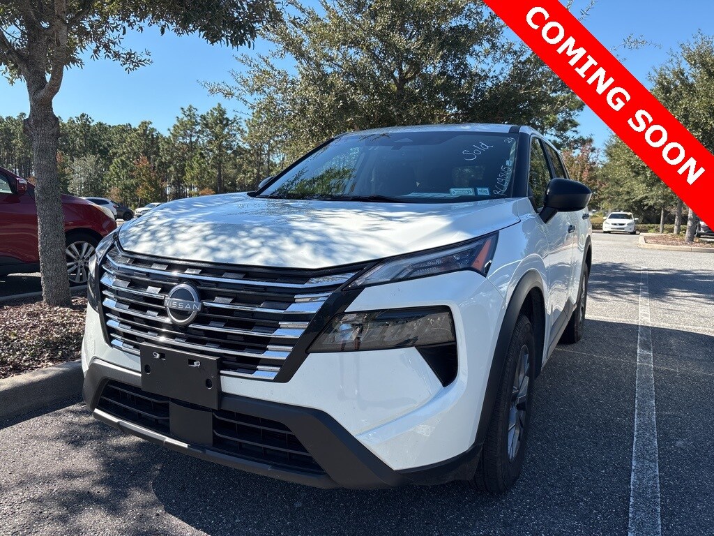 Used 2024 Nissan Rogue S SUV