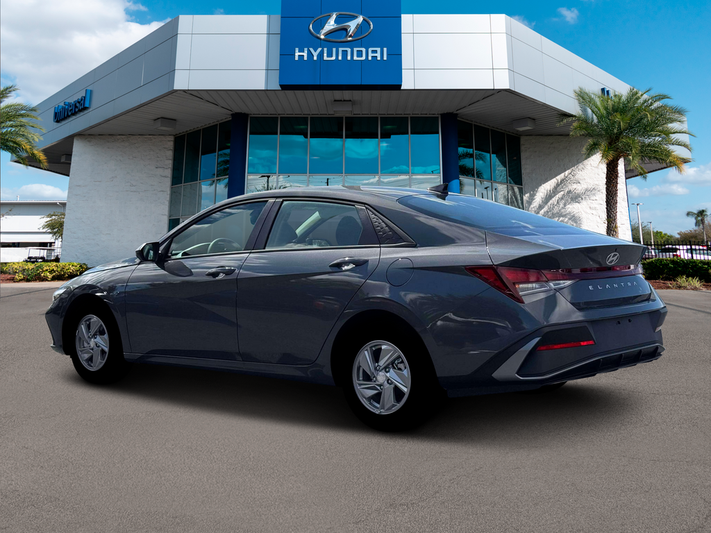 Used 2026 Hyundai Elantra SE Sedan