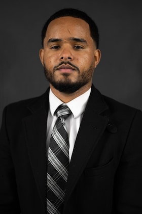 Staff member Ernesto Liriano from b328f9e6610c