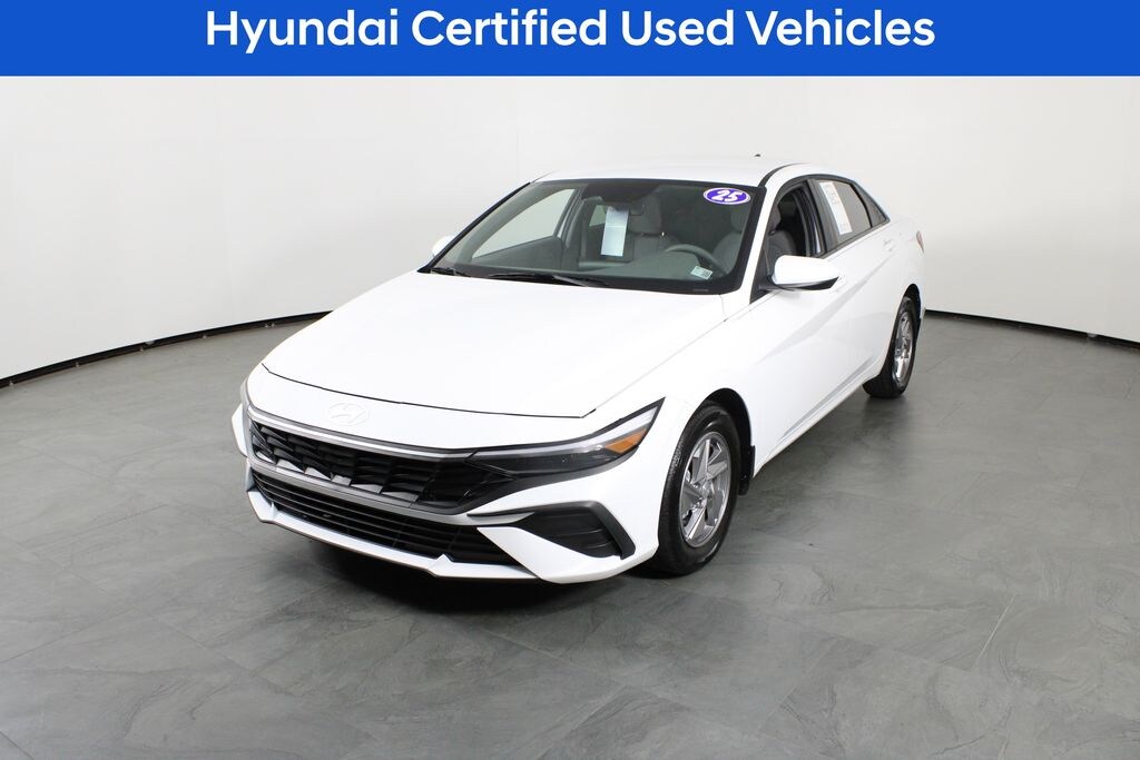 Certified 2025 Hyundai Elantra SE Sedan