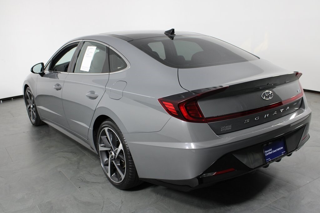 2023 Hyundai Sonata SEL Plus photo 2