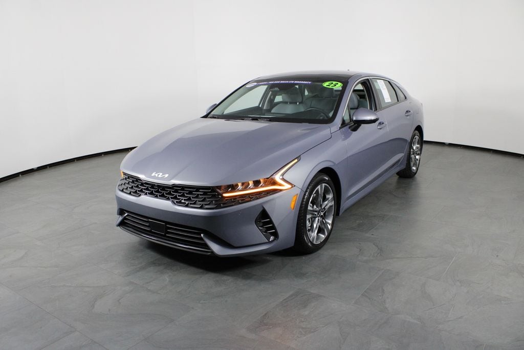 2023 Kia K5 EX's photo