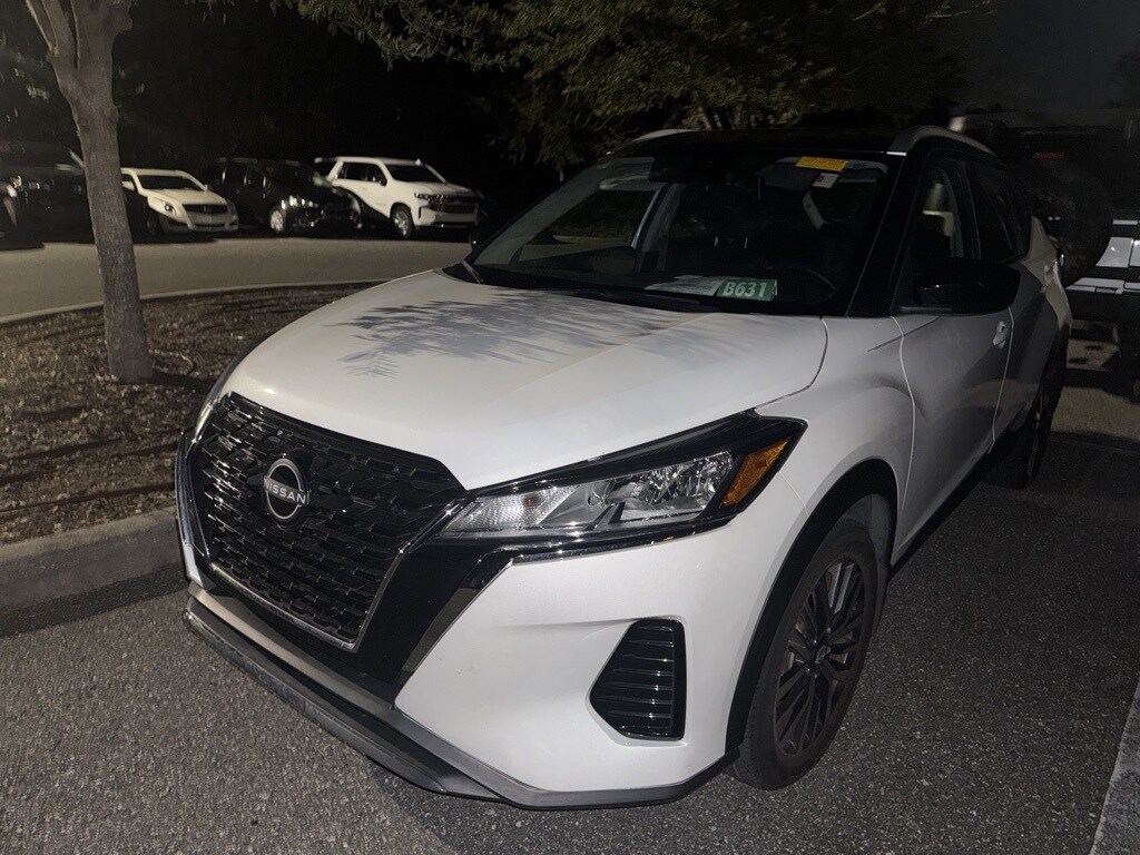 Used 2023 Nissan Kicks SV SUV