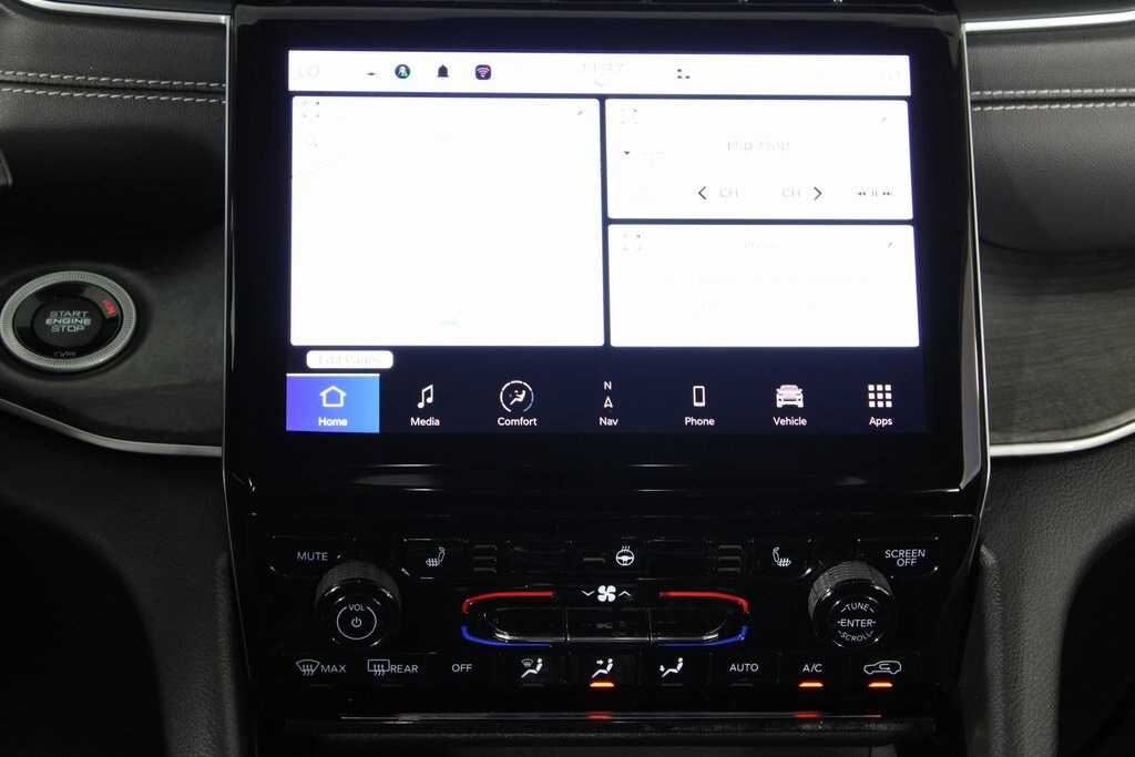 2023 Jeep Grand Cherokee Limited photo 4