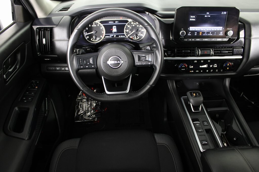 Certified 2025 Nissan Pathfinder SV SUV