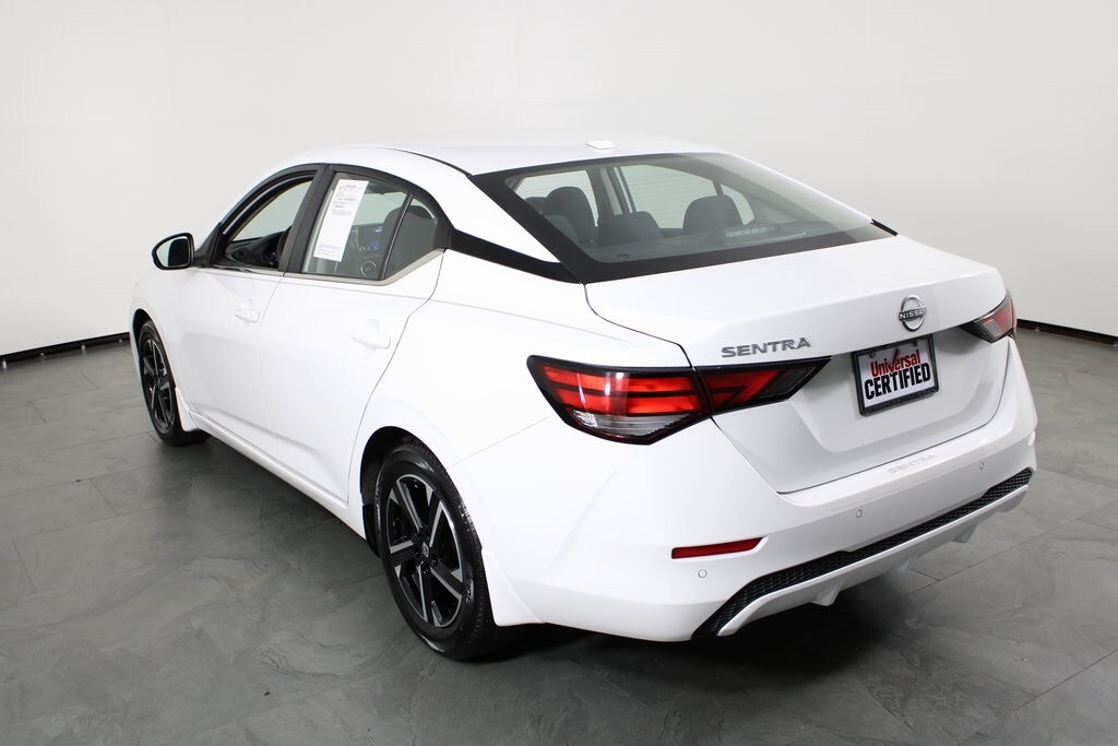 2025 Nissan Sentra SV photo 2