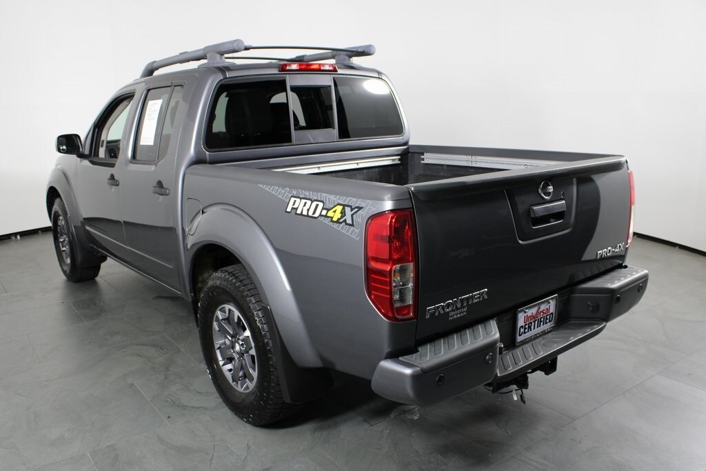 2021 Nissan Frontier PRO-4X photo 2