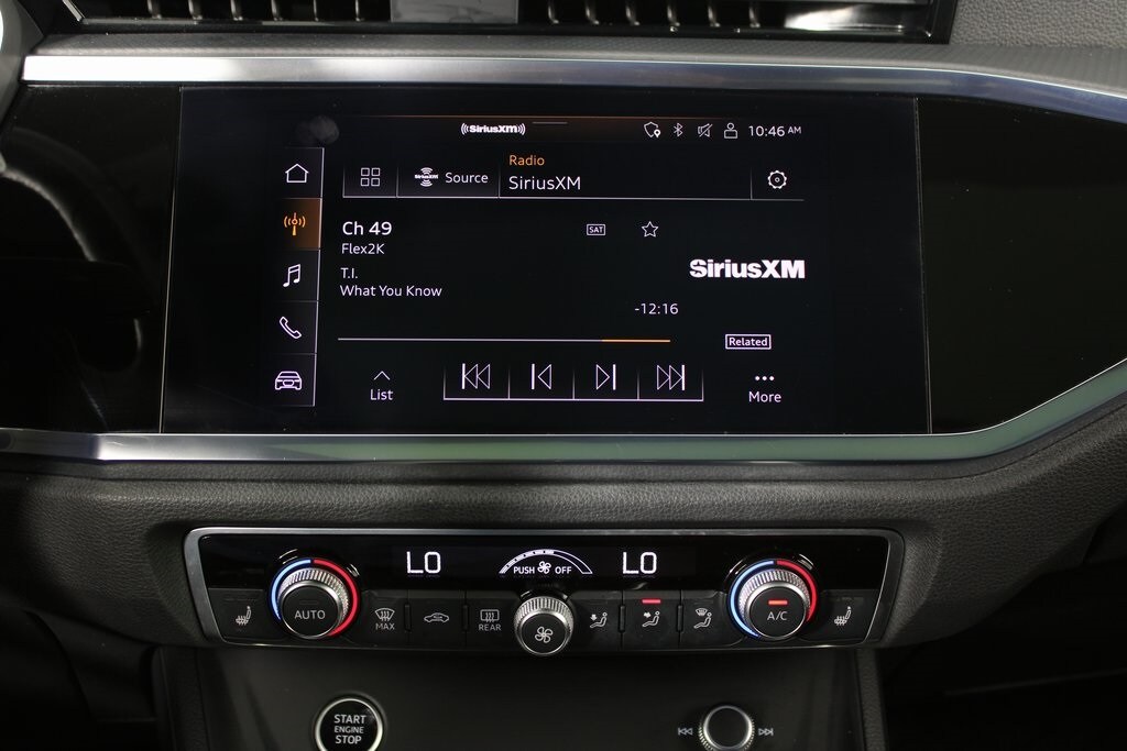 2022 Audi Q3 45 TFSI S line Premium photo 4